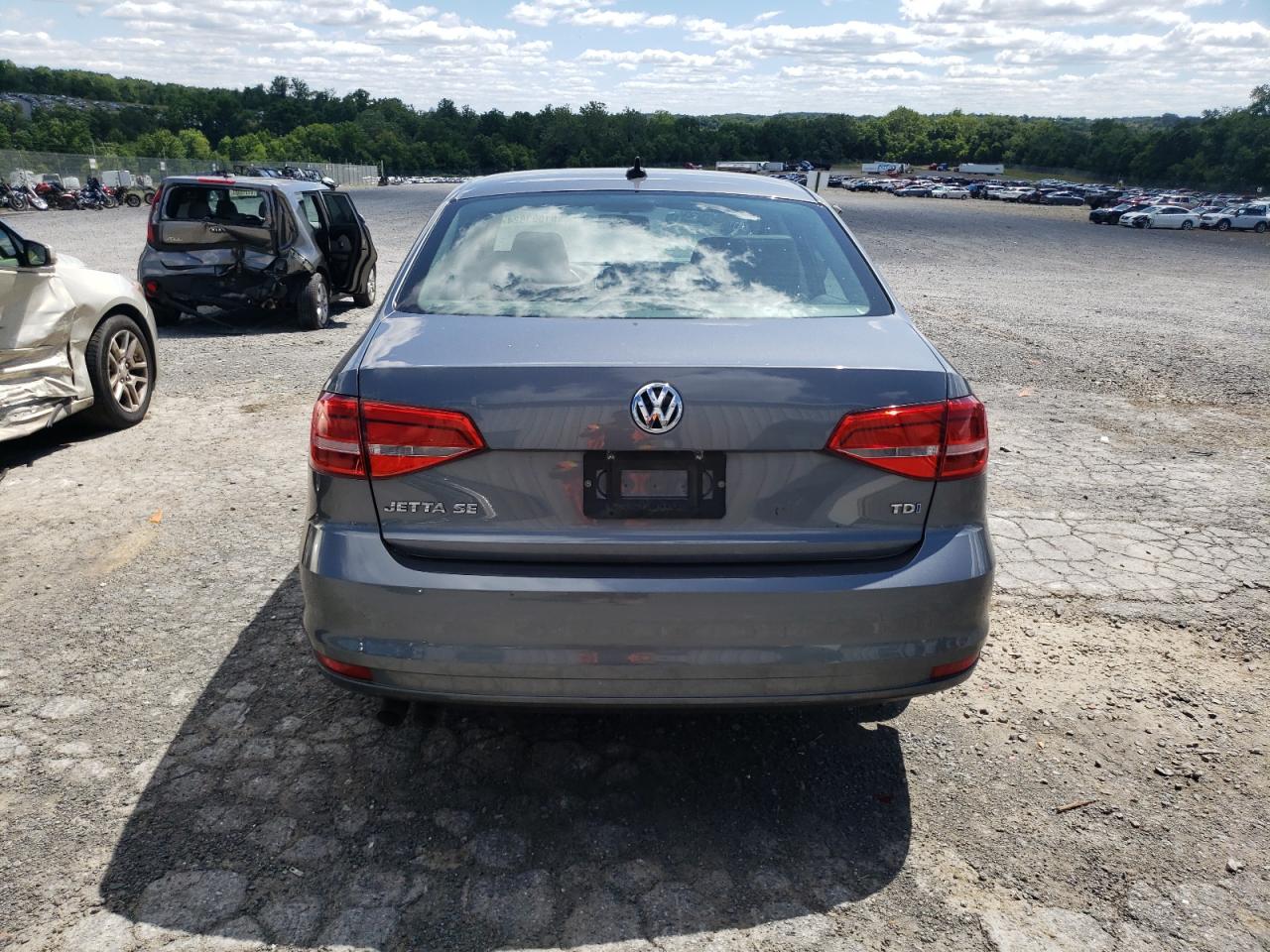 3VWLA7AJ3FM305022 2015 Volkswagen Jetta Tdi