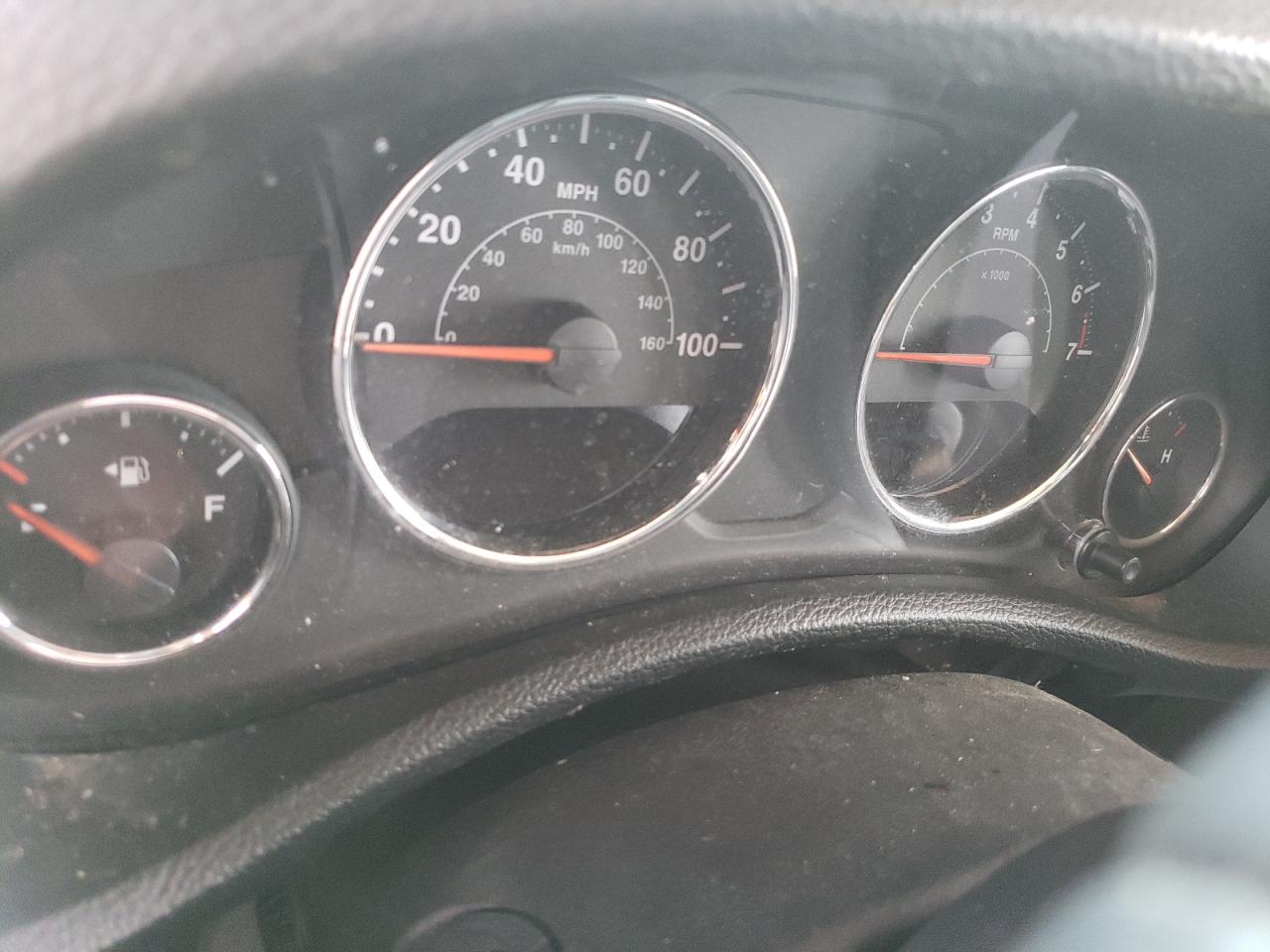 1C4BJWDG7EL194662 2014 Jeep Wrangler Unlimited Sport