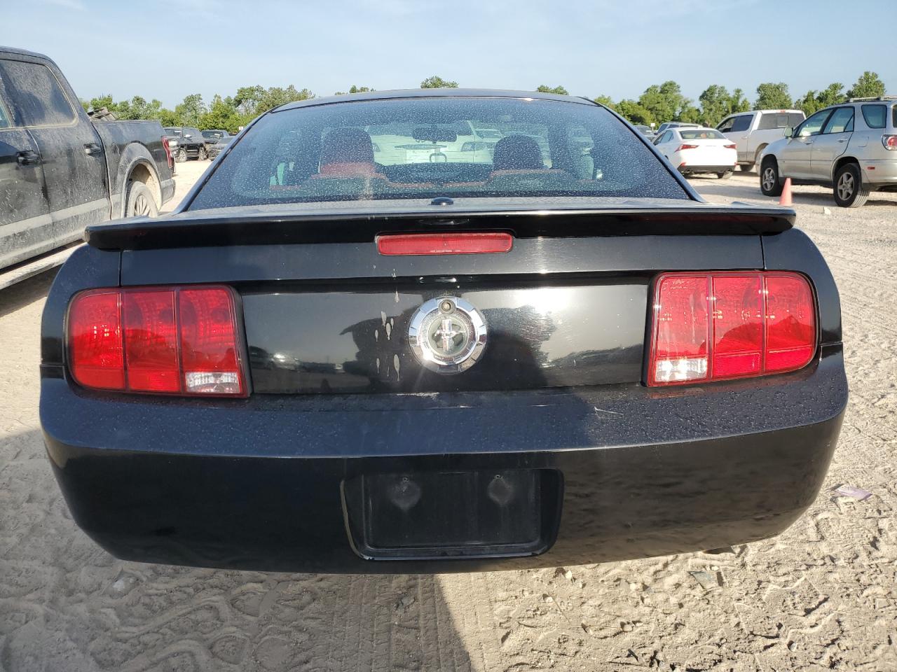 1ZVFT80N575350536 2007 Ford Mustang