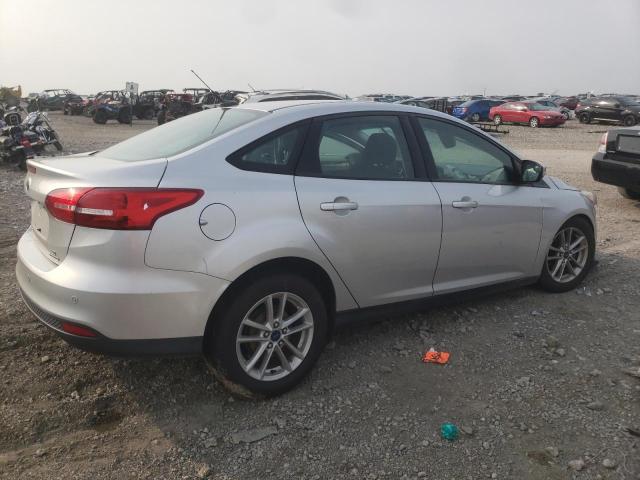 VIN 1FADP3F21FL312462 2015 Ford Focus, SE no.3