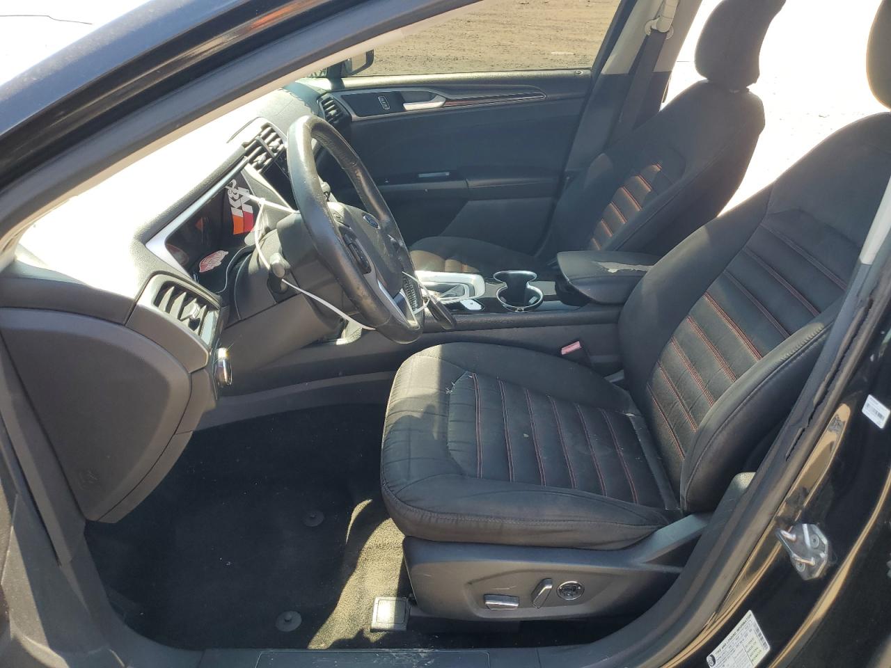 1FA6P0H77F5120743 2015 Ford Fusion Se