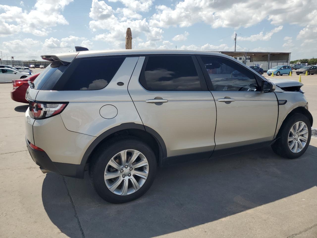 Lot #3020991435 2017 LAND ROVER DISCOVERY