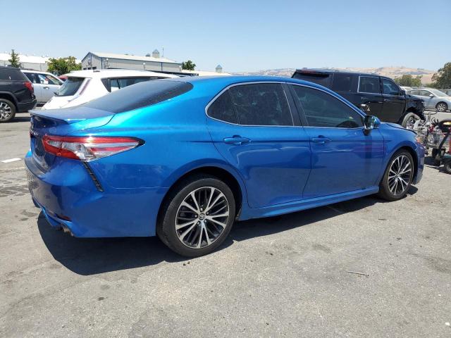 VIN 4T1B11HK3JU120799 2018 Toyota Camry, L no.3