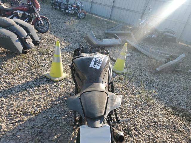 2017 YAMAHA YZF R6 - JYARJ28E1HA000137