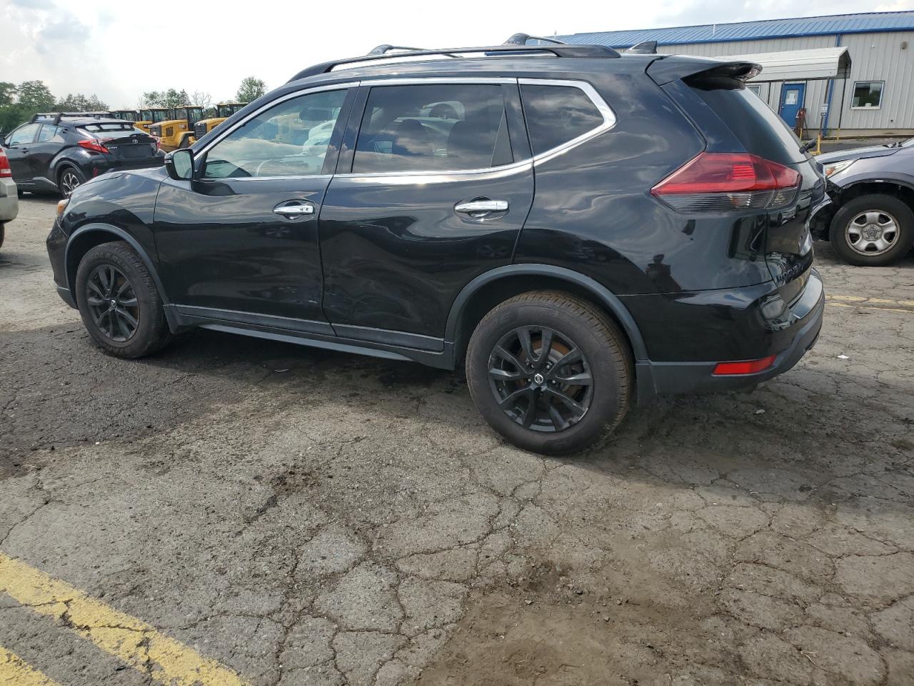 2018 Nissan Rogue S vin: 5N1AT2MV3JC837236