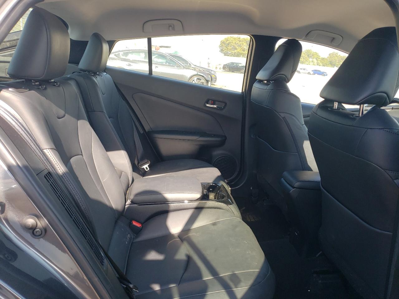 JTDKARFP1H3037227 2017 Toyota Prius Prime