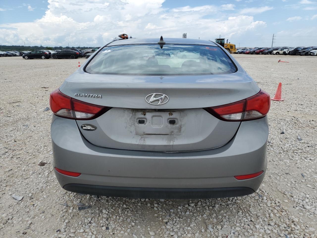 2016 Hyundai Elantra Se vin: KMHDH4AE9GU504976