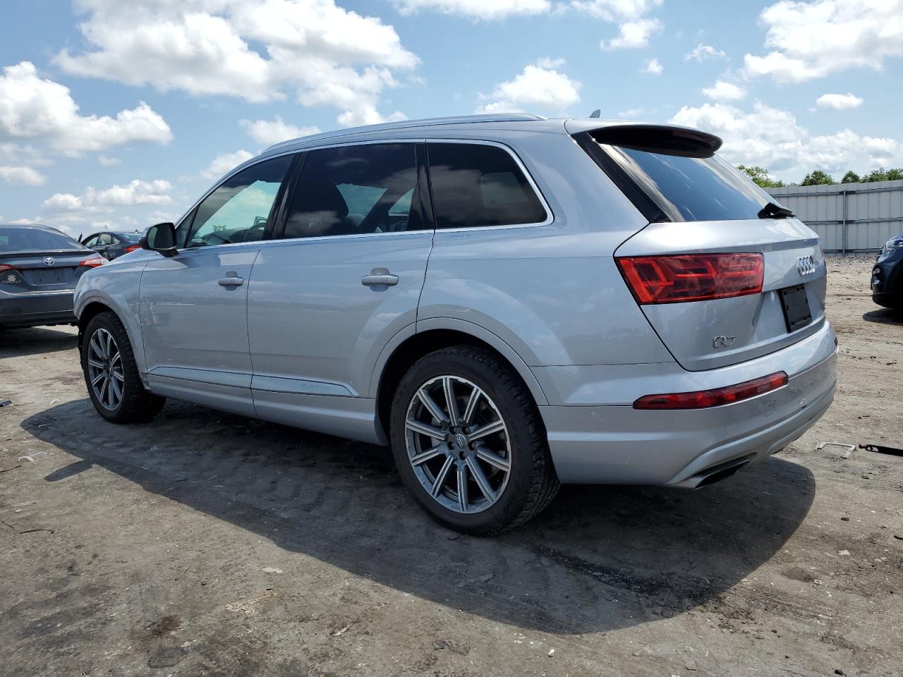 WA1VAAF72HD056498 2017 Audi Q7 Prestige