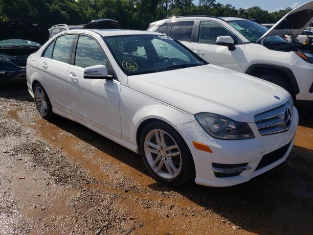 VIN WDDGF4HB8DR255688 2013 Mercedes-Benz C-Class, 250 no.4