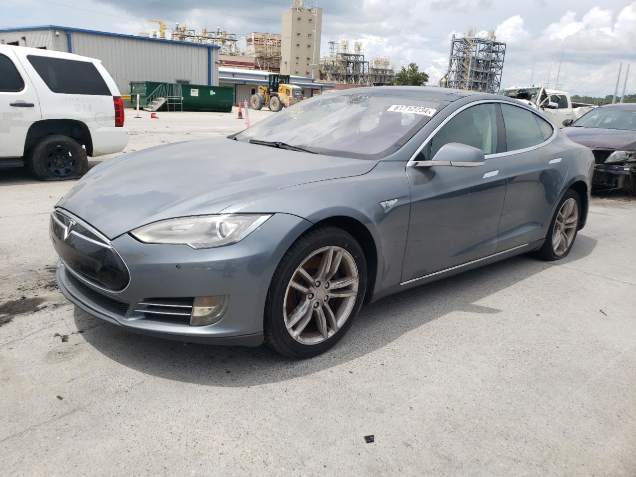 2013 Tesla Model S vin: 5YJSA1CG0DFP23150