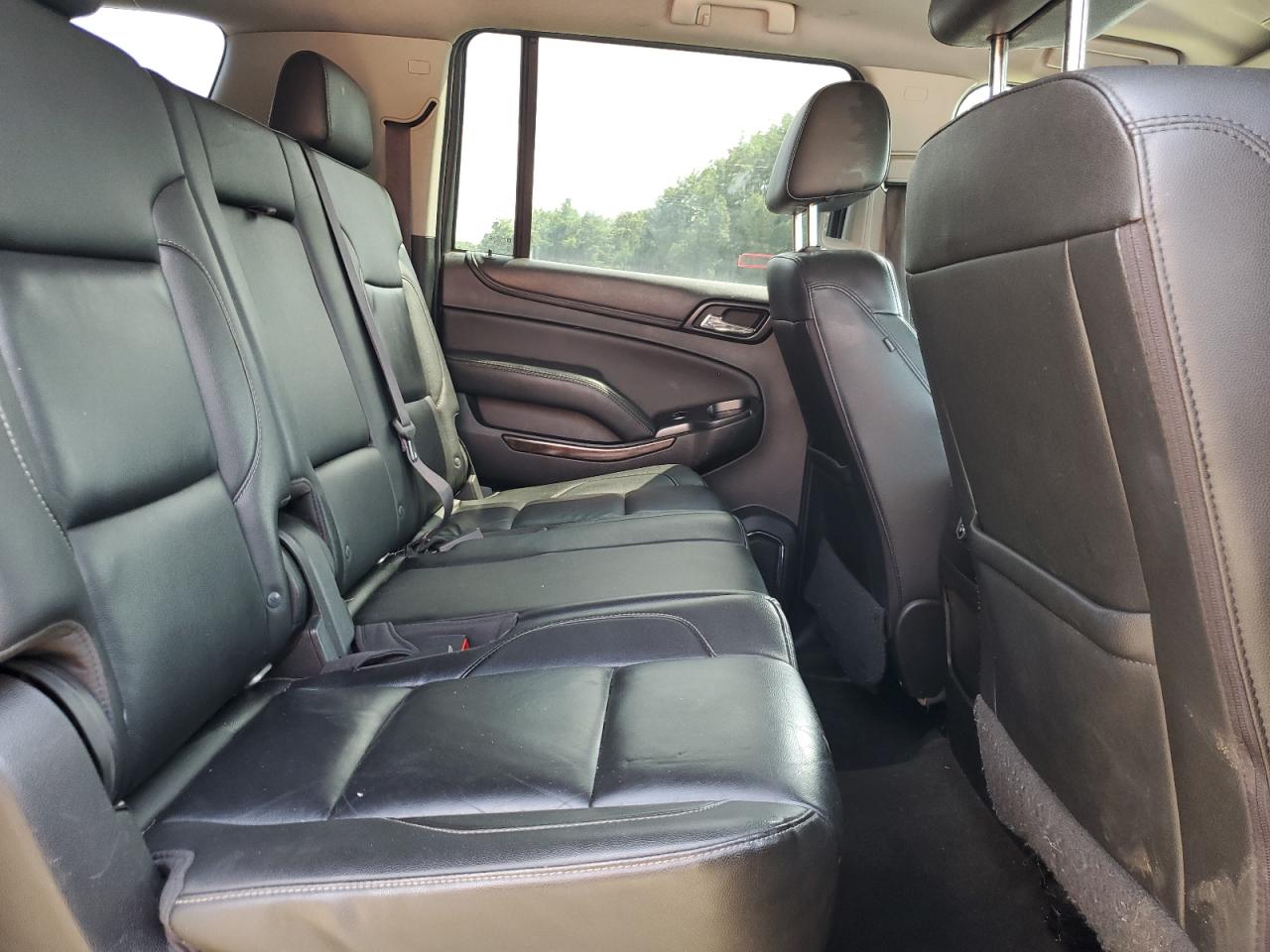 2017 Chevrolet Suburban K1500 Lt vin: 1GNSKHKCXHR125028