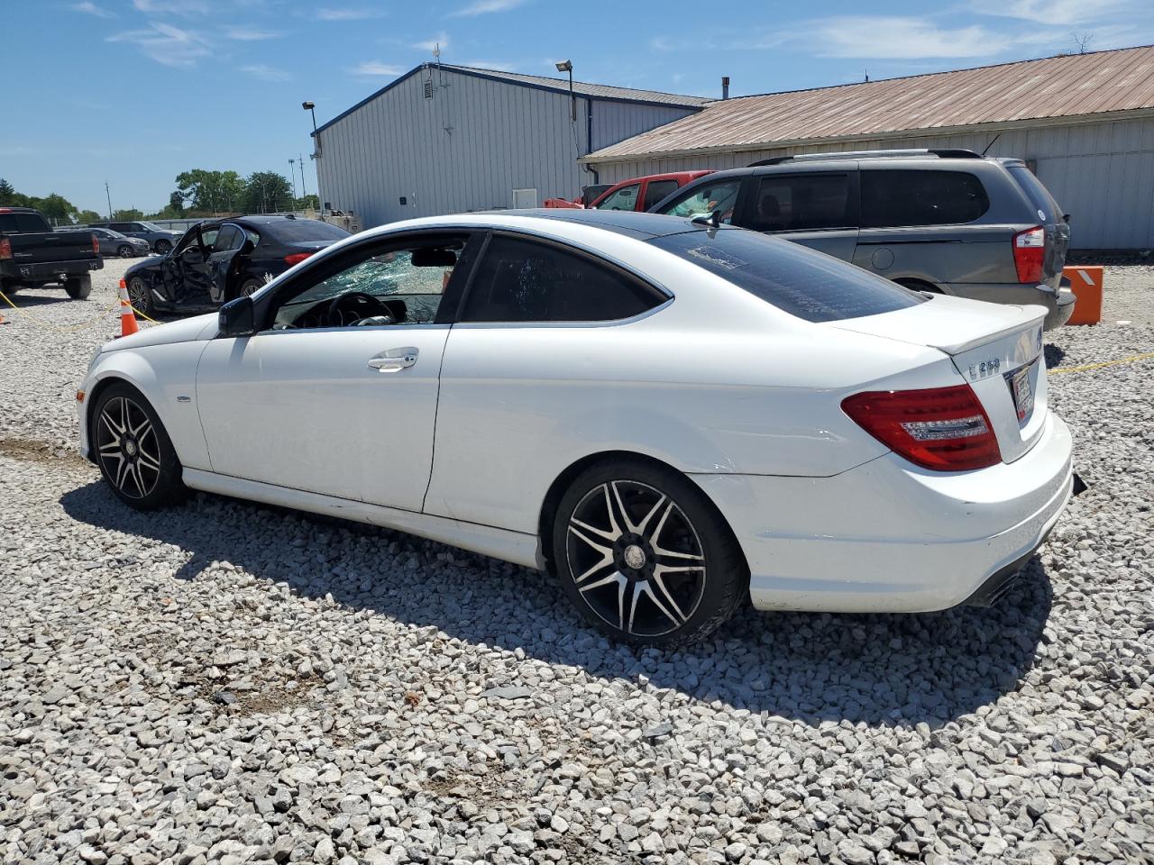 2014 Mercedes-Benz C 250 vin: WDDGJ4HB1EG297423