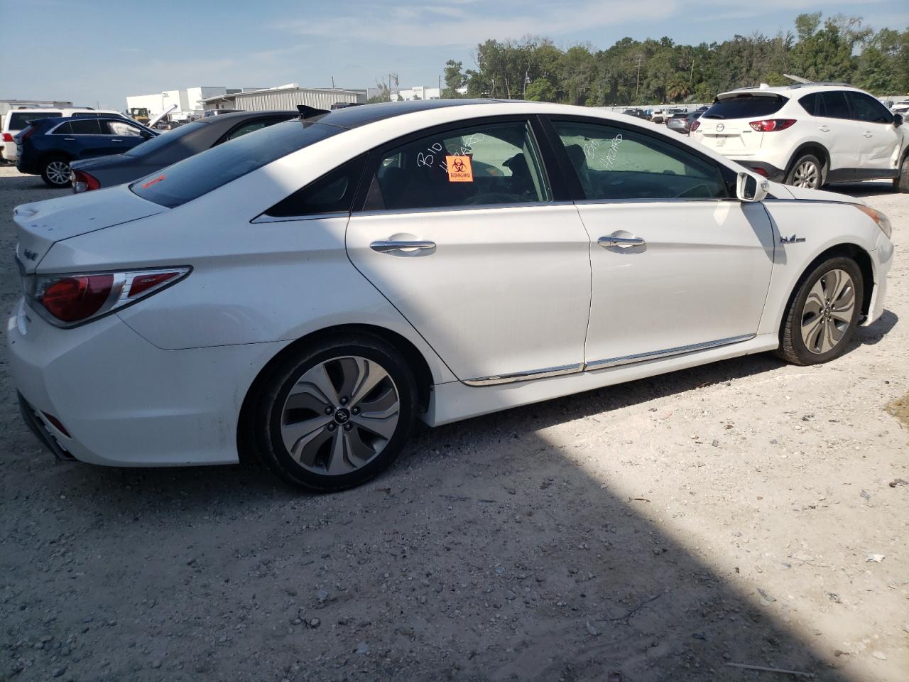 2015 Hyundai Sonata Hybrid vin: KMHEC4A4XFA136088