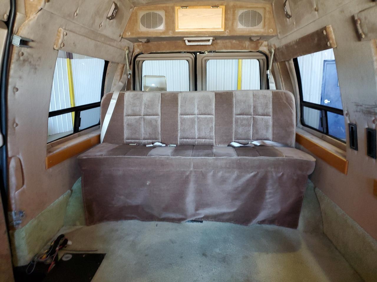 1FDRE14W4XHC25574 1999 Ford Econoline E150 Van