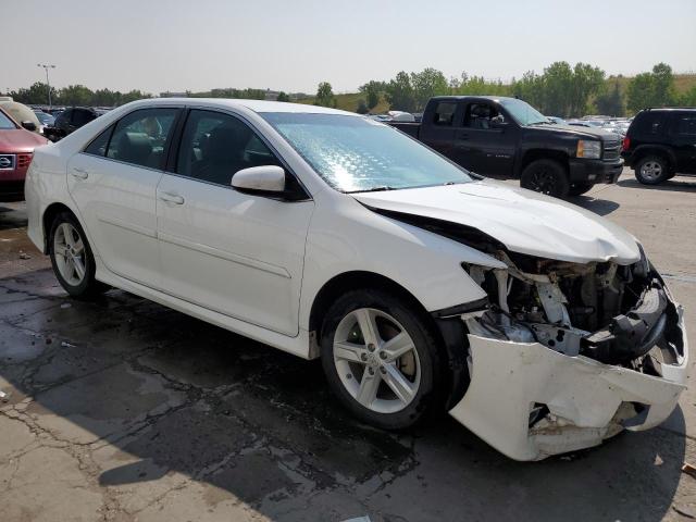 VIN 4T1BF1FK5EU304720 2014 Toyota Camry, L no.4