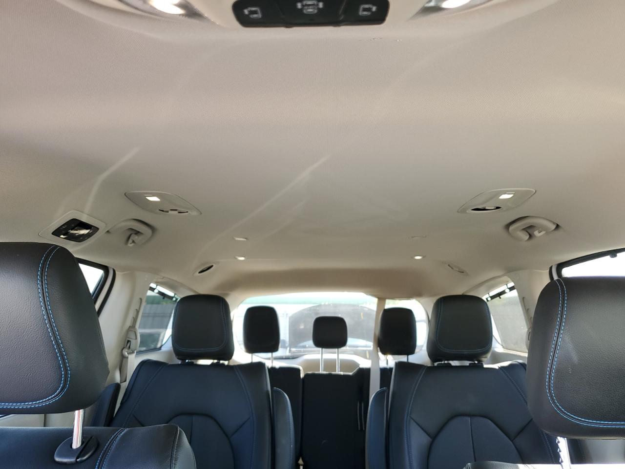 2C4RC1L75MR501393 2021 Chrysler Pacifica Hybrid Touring L