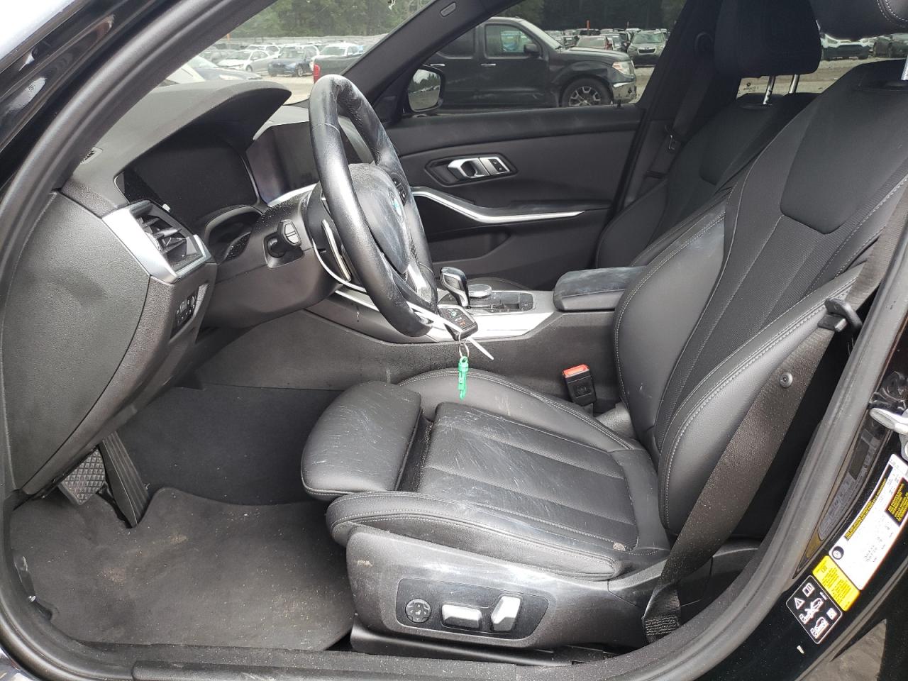 3MW5R7J03N8C65332 2022 BMW 330Xi