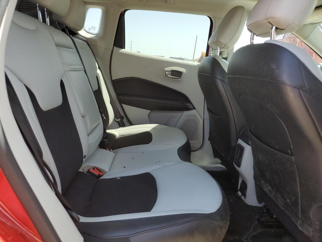 3C4NJCBB1KT743257 2019 Jeep Compass Latitude