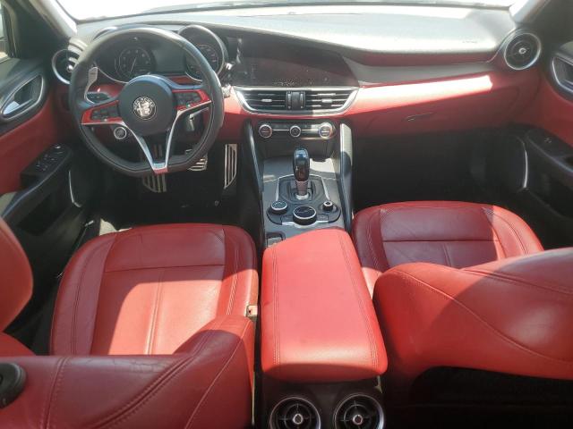 VIN ZARFAEBN7J7566295 2018 Alfa Romeo Giulia no.8