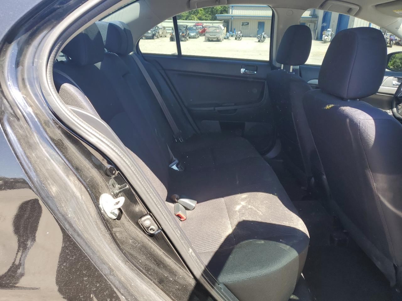 JA32V2FW4FU019281 2015 Mitsubishi Lancer Se