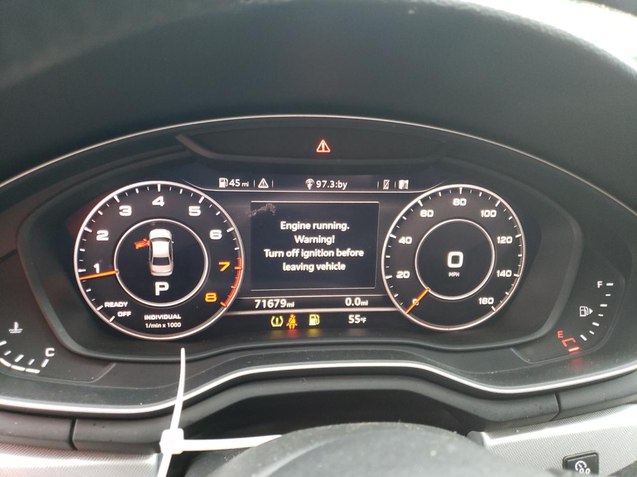 WAUFNAF49HN025583 2017 Audi A4 Prestige