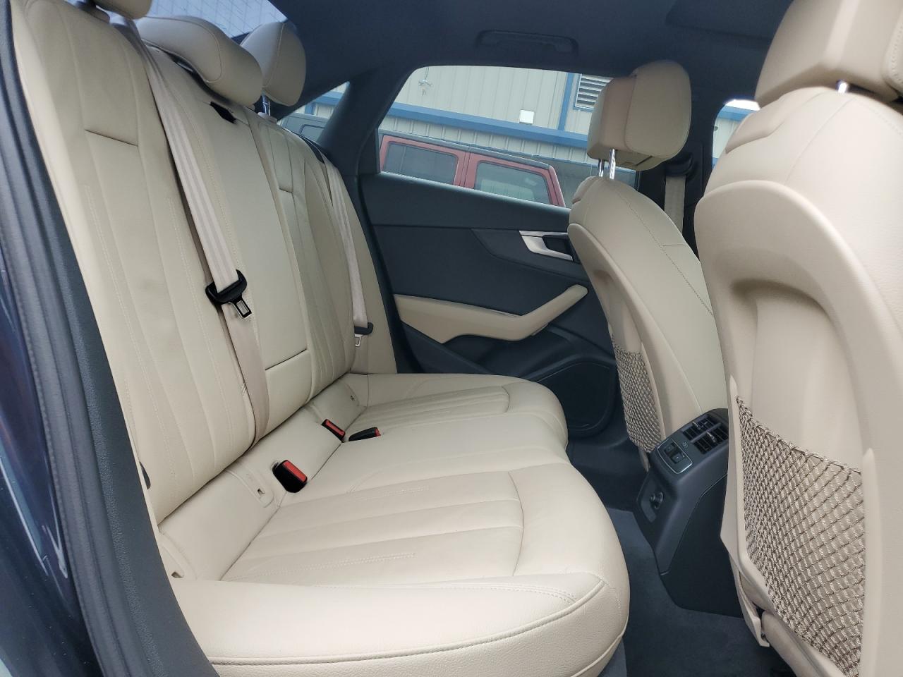 WAUANAF43HN053762 2017 Audi A4 Premium