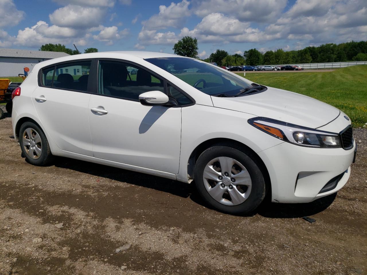 Lot #2825973753 2017 KIA FORTE LX