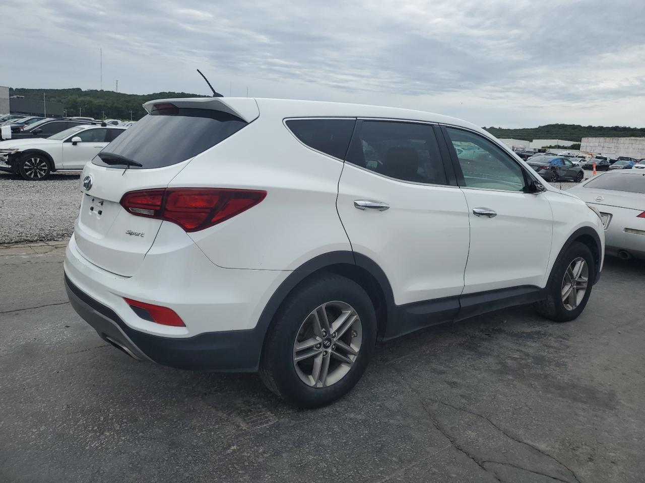 2018 Hyundai Santa Fe Sport vin: 5NMZT3LB4JH081793