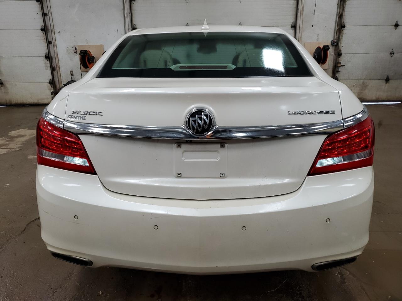 1G4GB5G32EF234016 2014 Buick Lacrosse