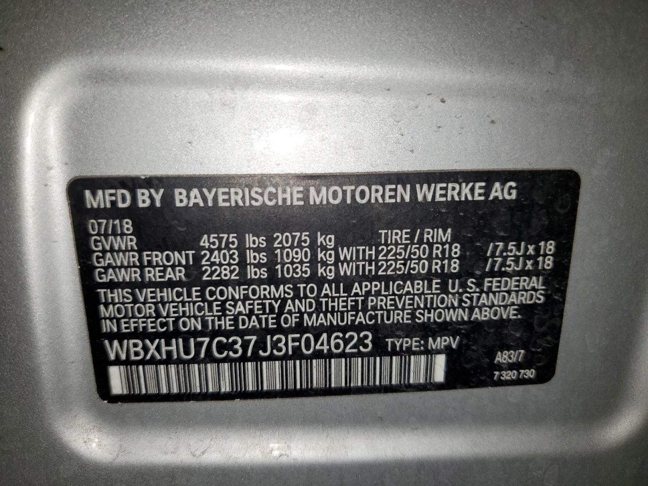 WBXHU7C37J3F04623 2018 BMW X1 Sdrive28I