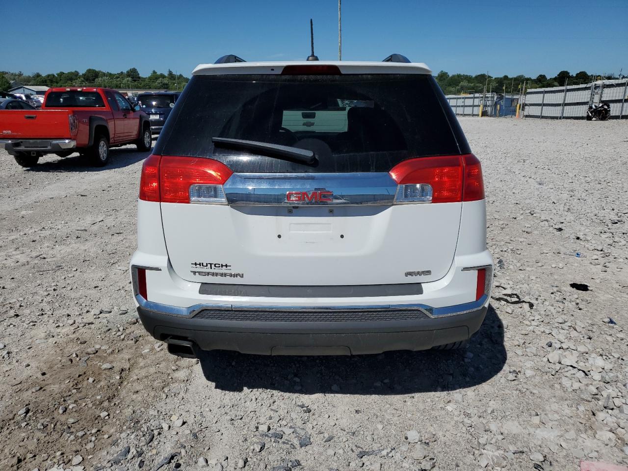 2GKFLUEK8H6319107 2017 GMC Terrain Slt