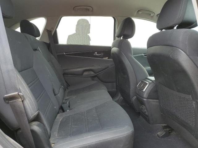 2016 KIA SORENTO LX - 5XYPG4A35GG144917