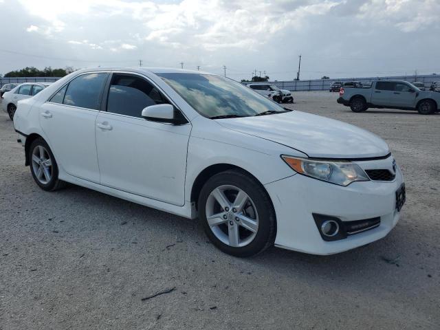 VIN 4T1BF1FKXDU668369 2013 Toyota Camry, L no.4