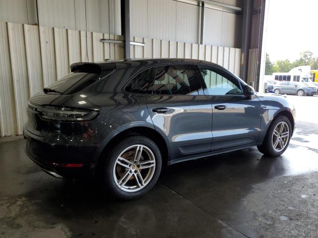 VIN WP1AA2A54KLB01372 2019 Porsche Macan no.3