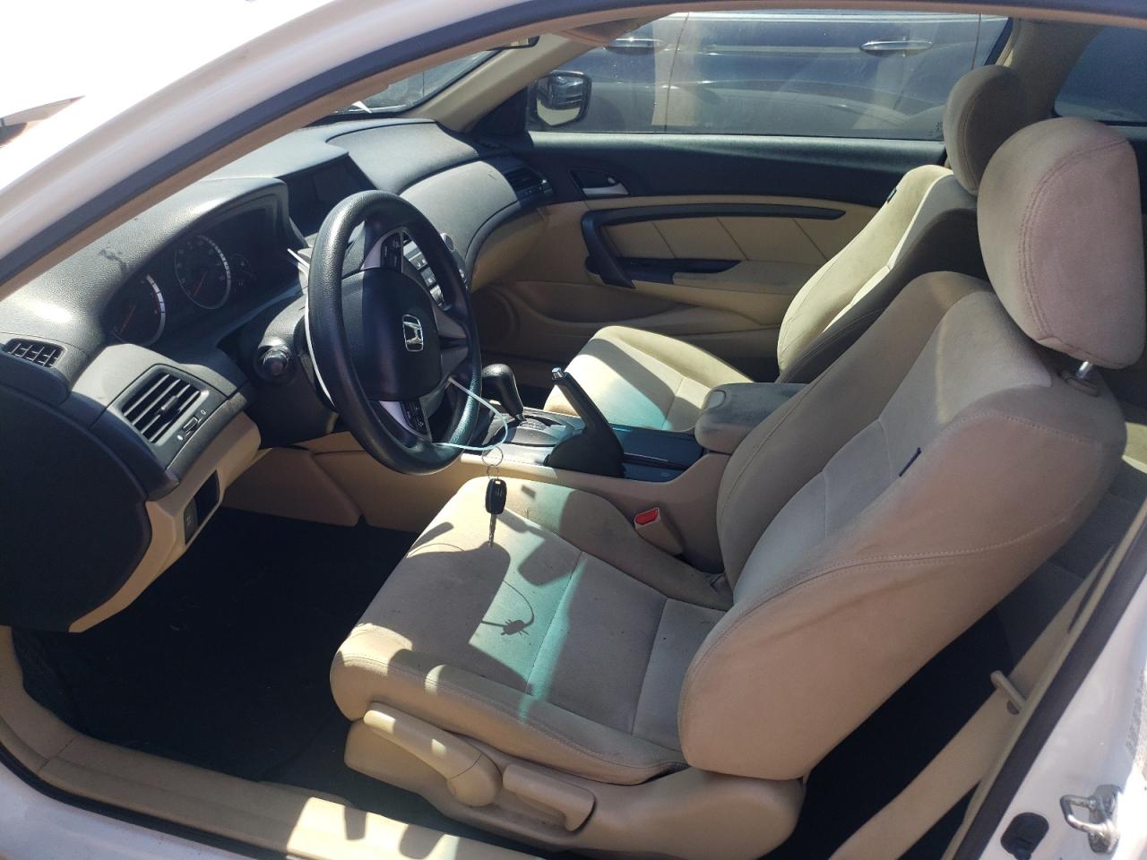 1HGCS123X9A016882 2009 Honda Accord Lx