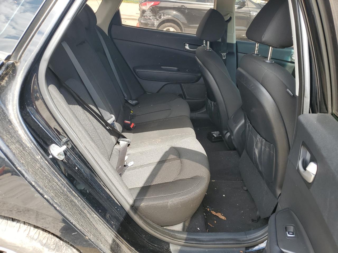 5XXGT4L3XGG101980 2016 Kia Optima Lx 5XXGT4L3XGG101980 2016 Kia Optima Lx