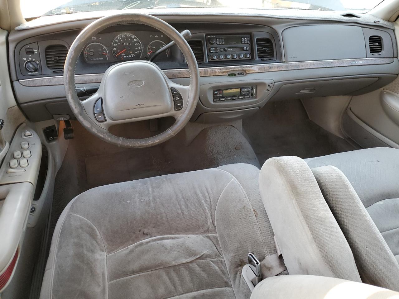 2FAFP74W0WX172591 1998 Ford Crown Victoria Lx