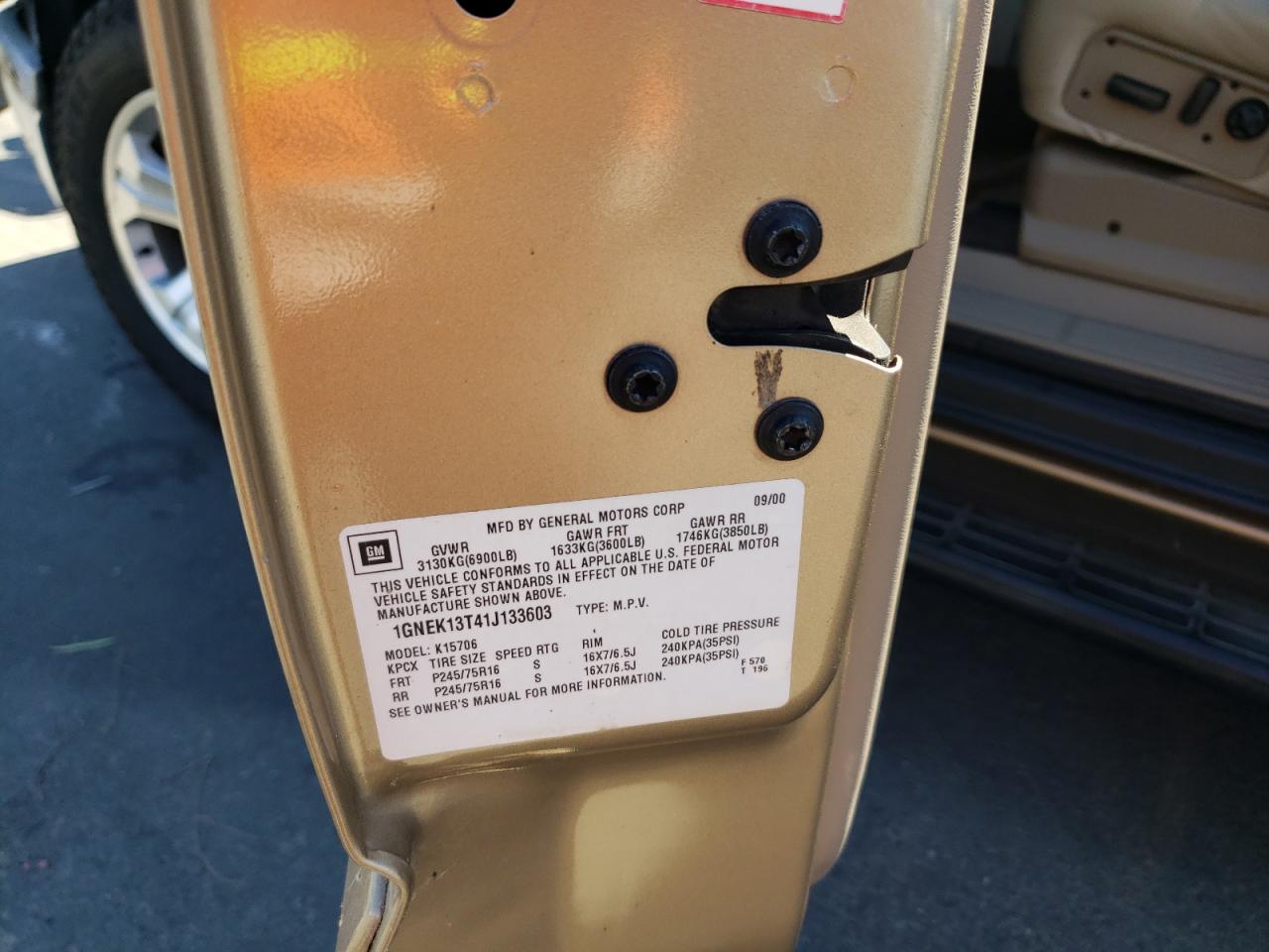 1GNEK13T41J133603 2001 Chevrolet Tahoe K1500