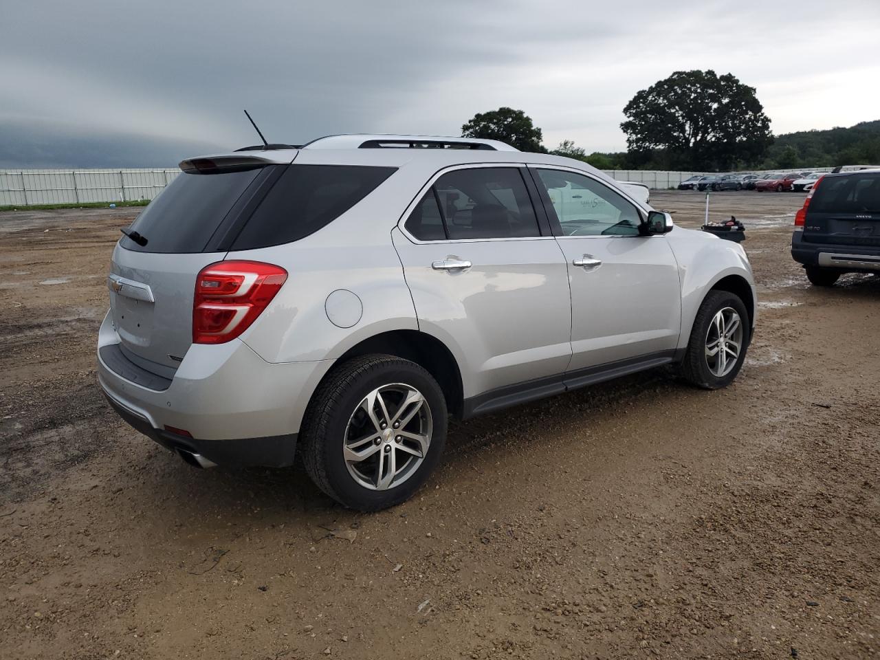 2GNFLGE33H6223348 2017 Chevrolet Equinox Premier