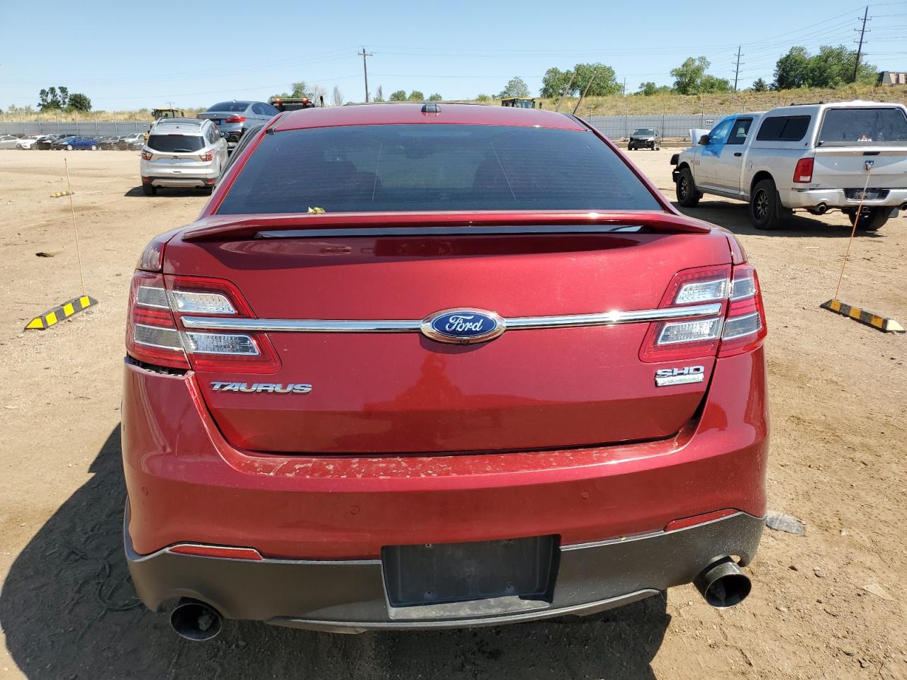 1FAHP2KT1FG107131 2015 Ford Taurus Sho