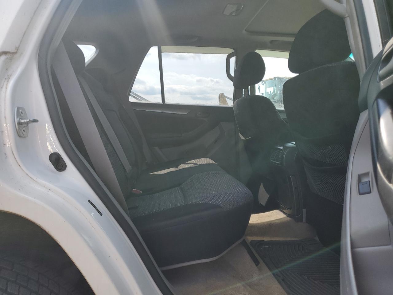 JTEBU14R368068391 2006 Toyota 4Runner Sr5