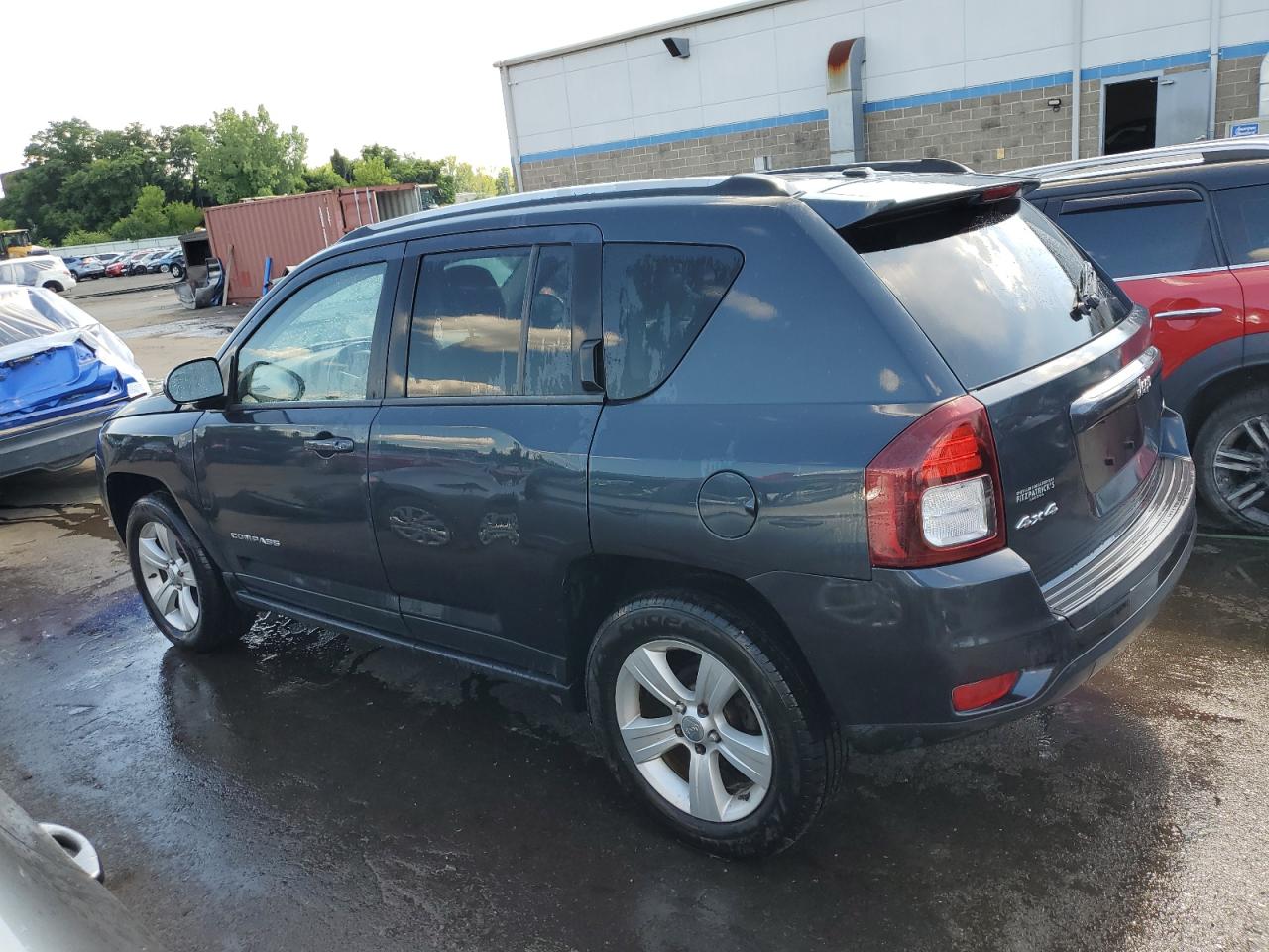 2015 Jeep Compass Latitude vin: 1C4NJDEB8FD218726