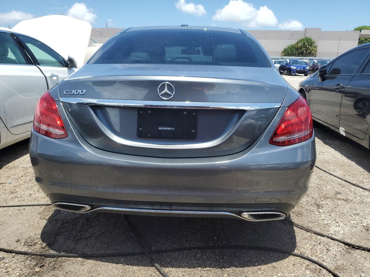 55SWF4JB5JU272416 2018 Mercedes-Benz C 300