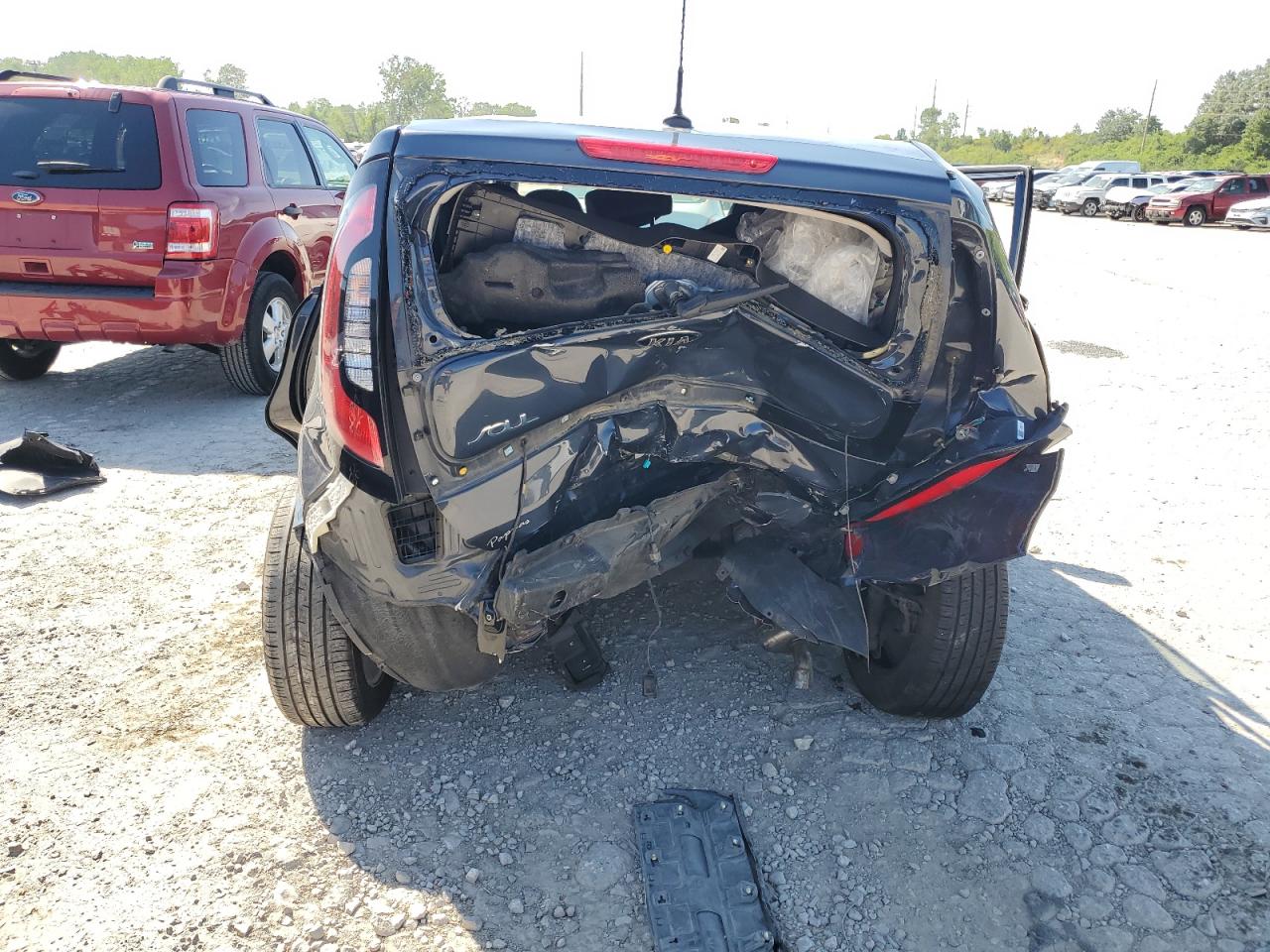 KNDJX3A50G7285618 2016 Kia Soul !