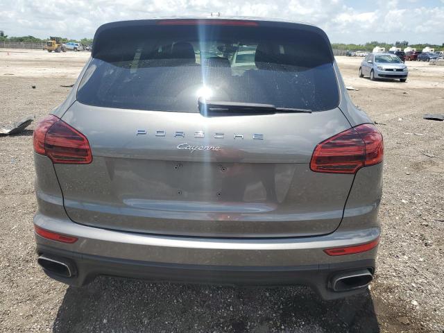 VIN WP1AA2A27JKA03978 2018 Porsche Cayenne no.6