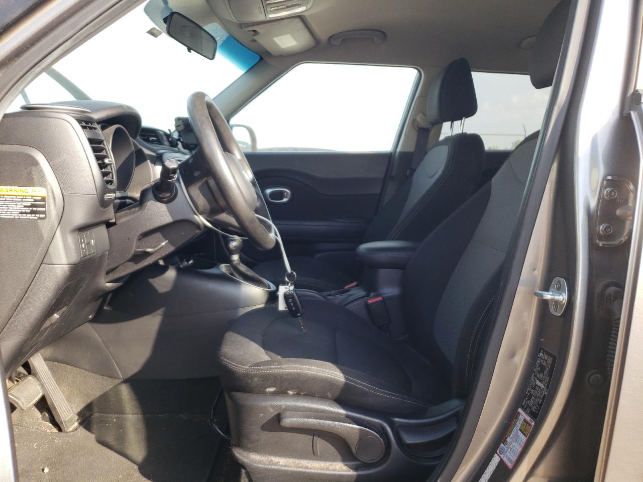 KNDJP3A50H7501856 2017 Kia Soul +