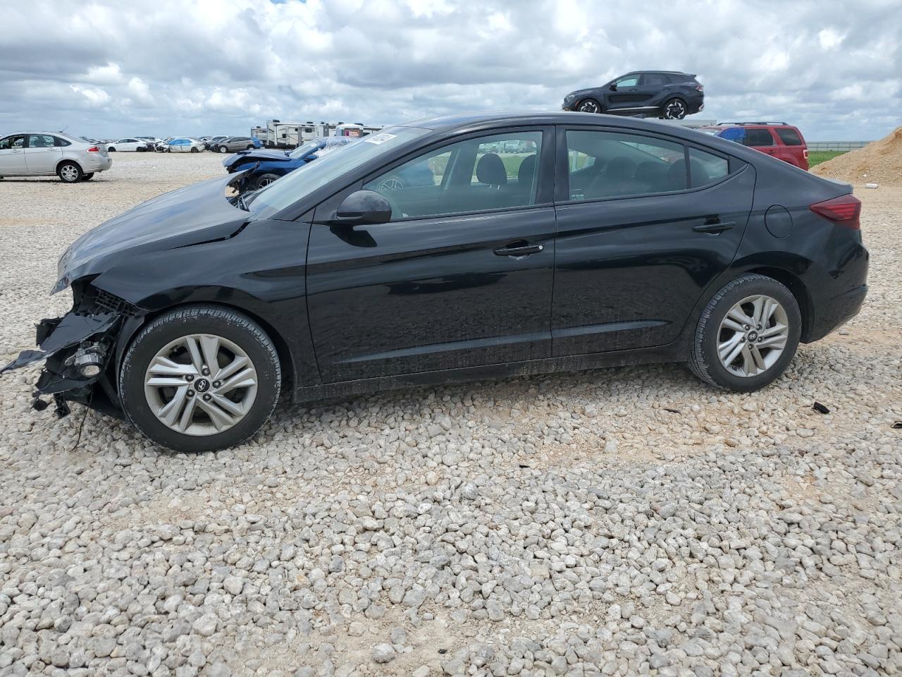 HYUNDAI ELANTRA SEL