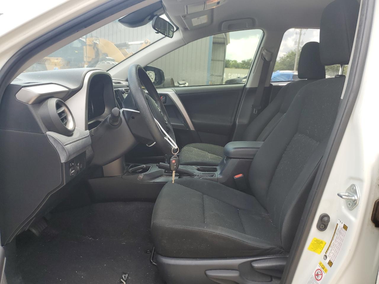 JTMZFREV2HJ137509 2017 Toyota Rav4 Le