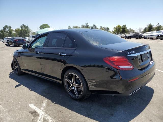 VIN WDDZF4JB5KA525975 2019 Mercedes-Benz E-Class, 300 no.2