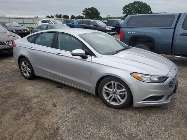 VIN 3FA6P0H75JR151723 2018 Ford Fusion, SE no.4